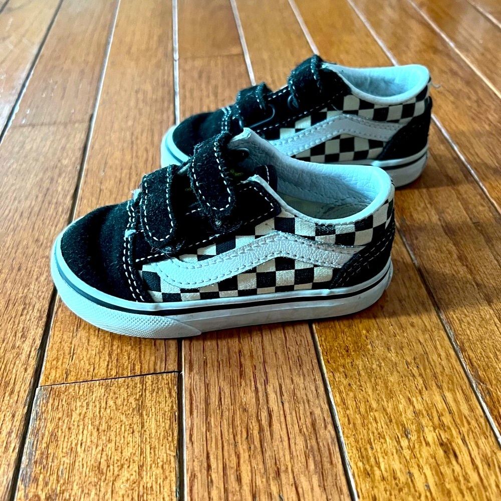 Vans Toddler 5.5 Black and White Check Old Skool Shoes